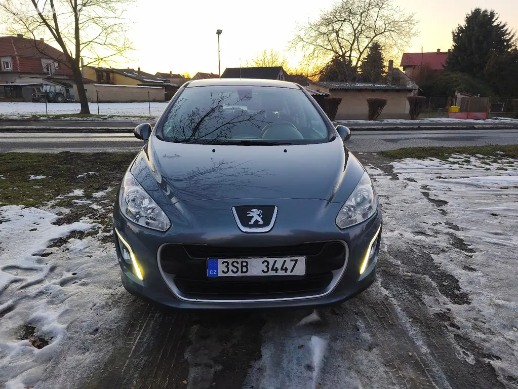 Peugeot 308-HDI-Panoram.střecha-Po velkém servisu